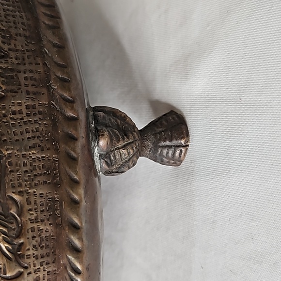 Castilian vintage monkeys large planter - Picture 4 of 12